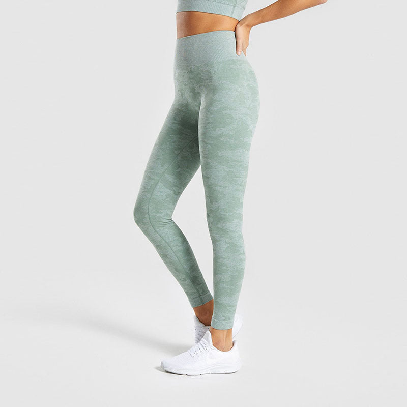 Camouflage Seamless Yoga Pants Set for Women